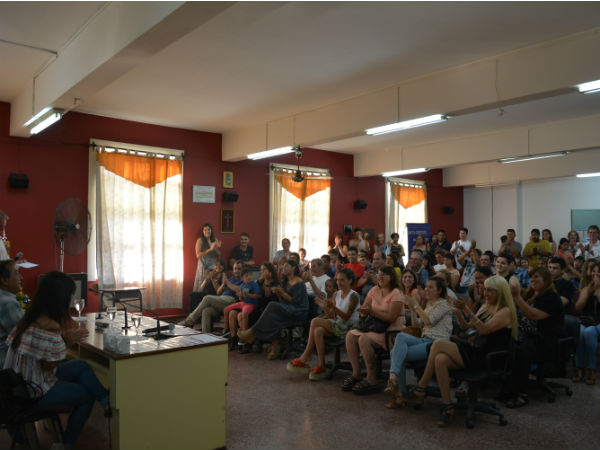 Más de 160 alumnos recibieron sus diplomas de Operadores Socio Terapéuticos en Adicciones