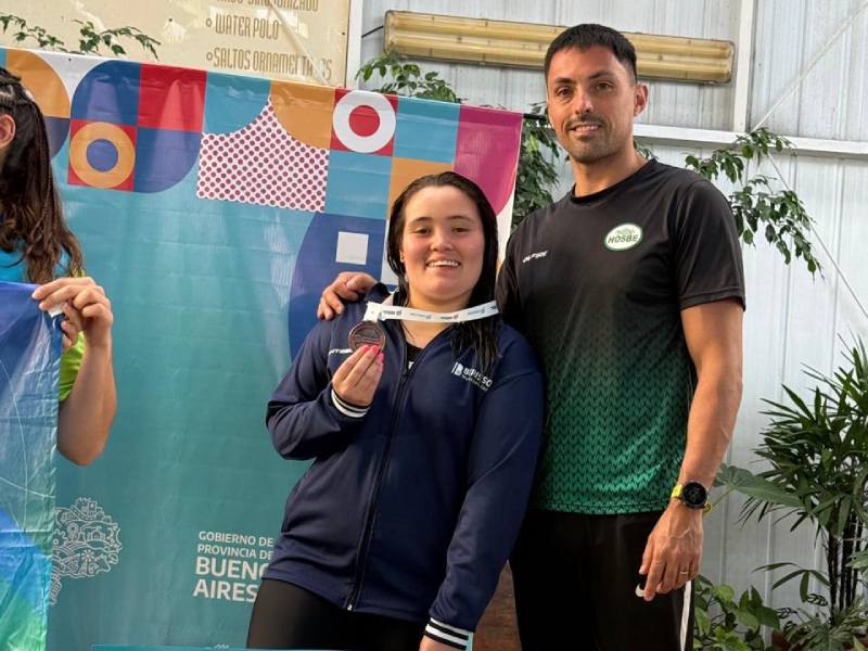 Juegos Bonaerenses: Lucía Vechiati obtuvo Medalla de bronce en Natación PCD y gran performance de la delegación local