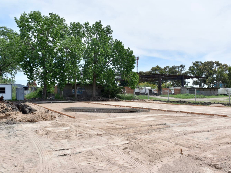 Comenzó la construcción de los tres Playones Deportivos en la ciudad