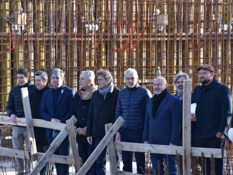 Recorrida por la obra de la planta potabilizadora de Punta Lara