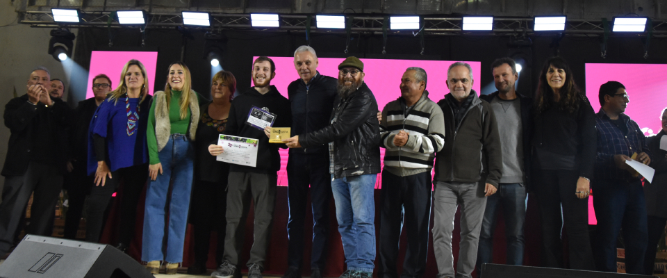 La Familia Yarra Arébalo se llevó el primer premio en el Concurso de Vino de la Costa