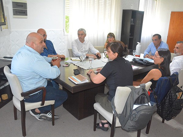 Reunión para avanzar en la elaboración de un Plan de respuesta ante emergencias locales