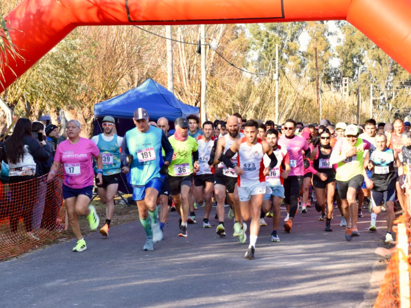 Se desarrolló la Carrera de Cross Aventura de la Fiesta Provincial del Vino de la Costa
