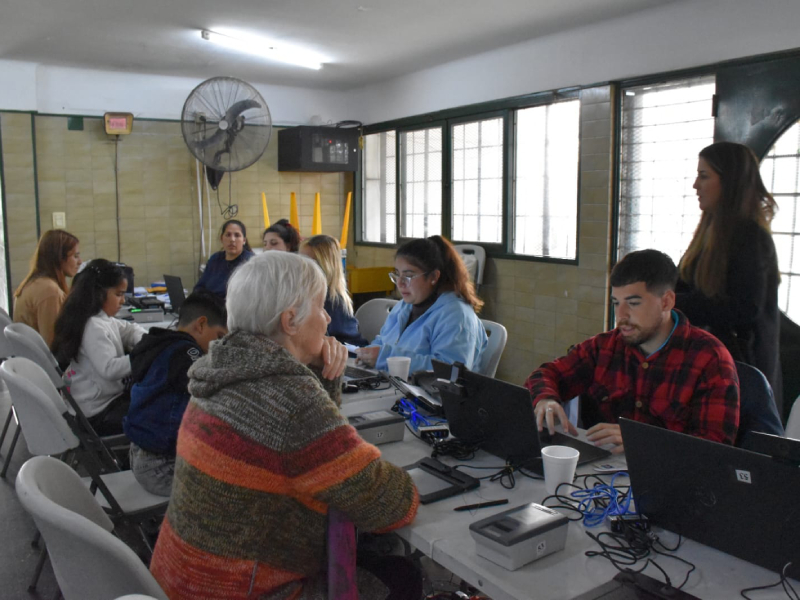Operativo de Documentación en el CAPS n°42