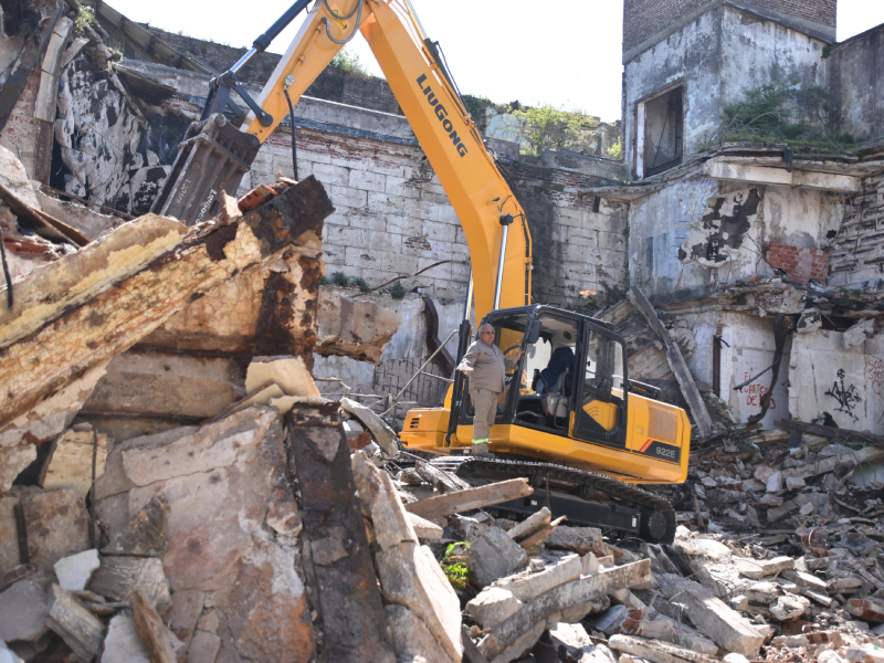 El Municipio avanza con el Plan de Compactación de Vehículos en Desuso